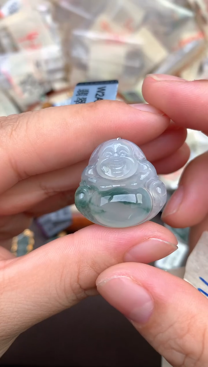 翡翠挂件未镶嵌一