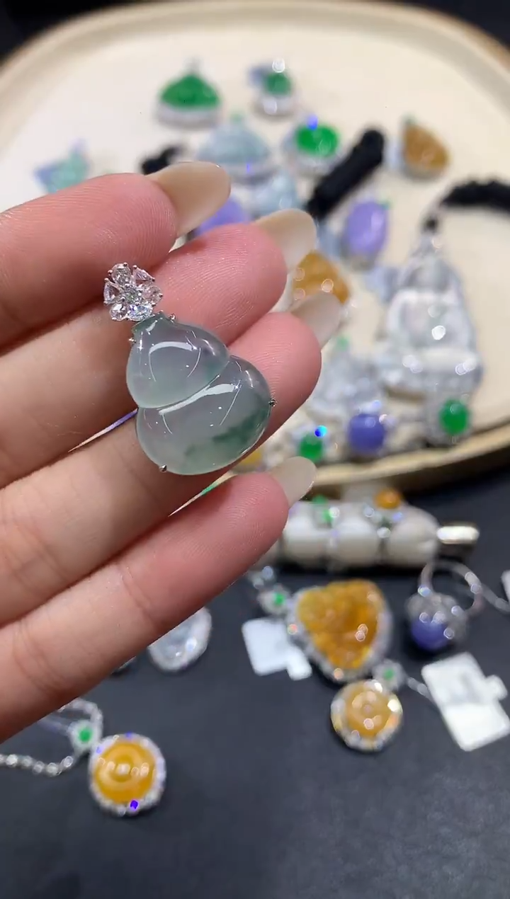 吊坠(不含链)18K金镶嵌翡翠A563|9800