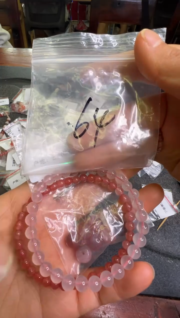 南红玛瑙无未镶嵌64号