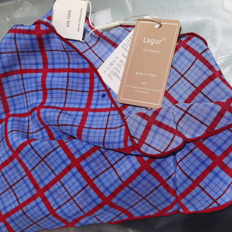 100%桑蚕丝【三角巾】福袋30*110  绑发、包包、点缀气质~染点微瑕款