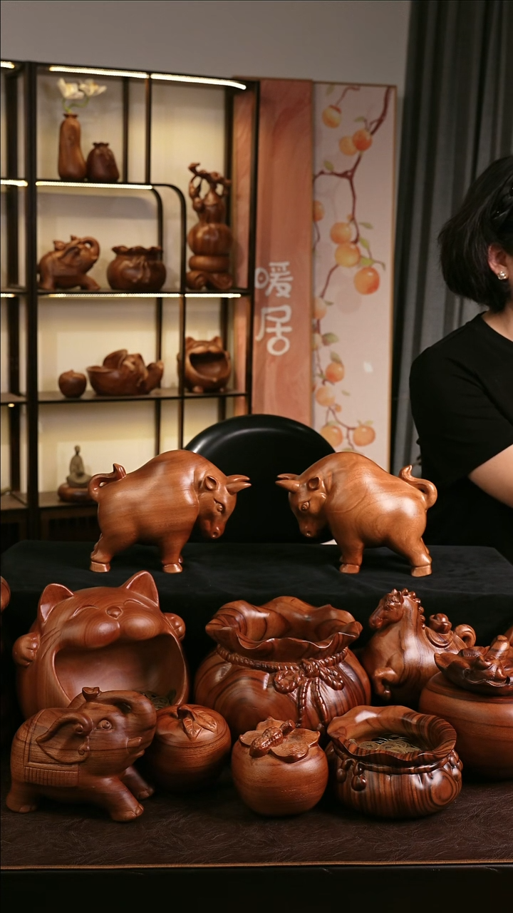 木 MB078-1牛气冲天摆件小号随缘发其一