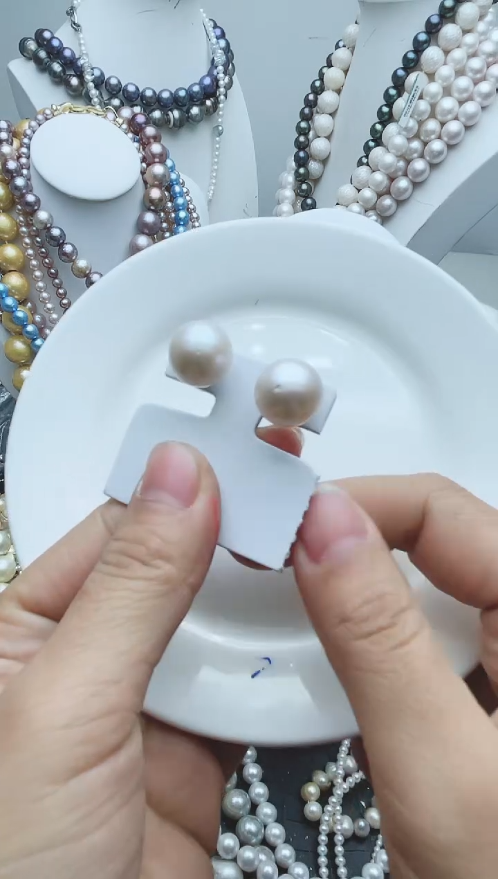 【闪购商品】淡水珍珠颈饰钛钢49