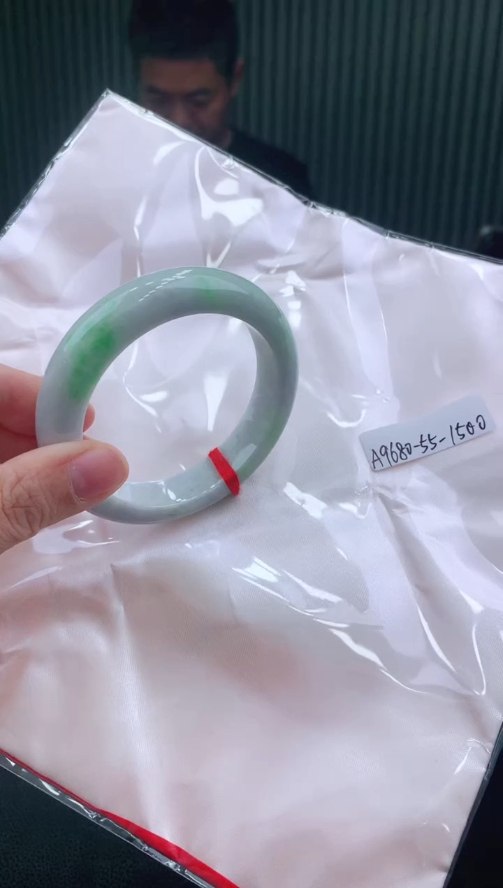 未镶嵌手镯翡翠111