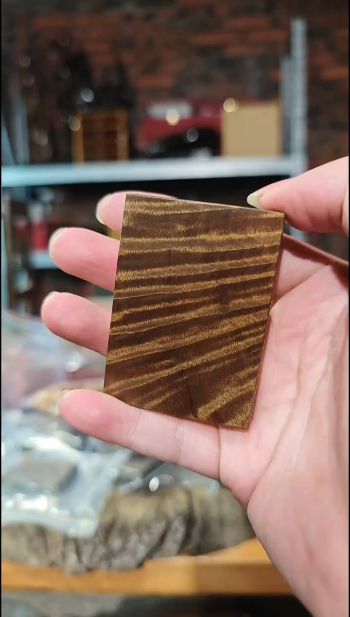 金丝楠无事牌手把件