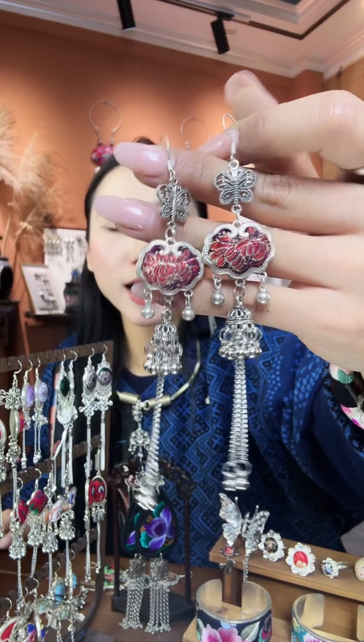 【闪购商品】刺绣传统非遗民族凤手工刺绣饰品耳环