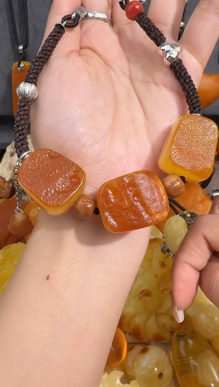 裸石琥珀未镶嵌六*士琥珀