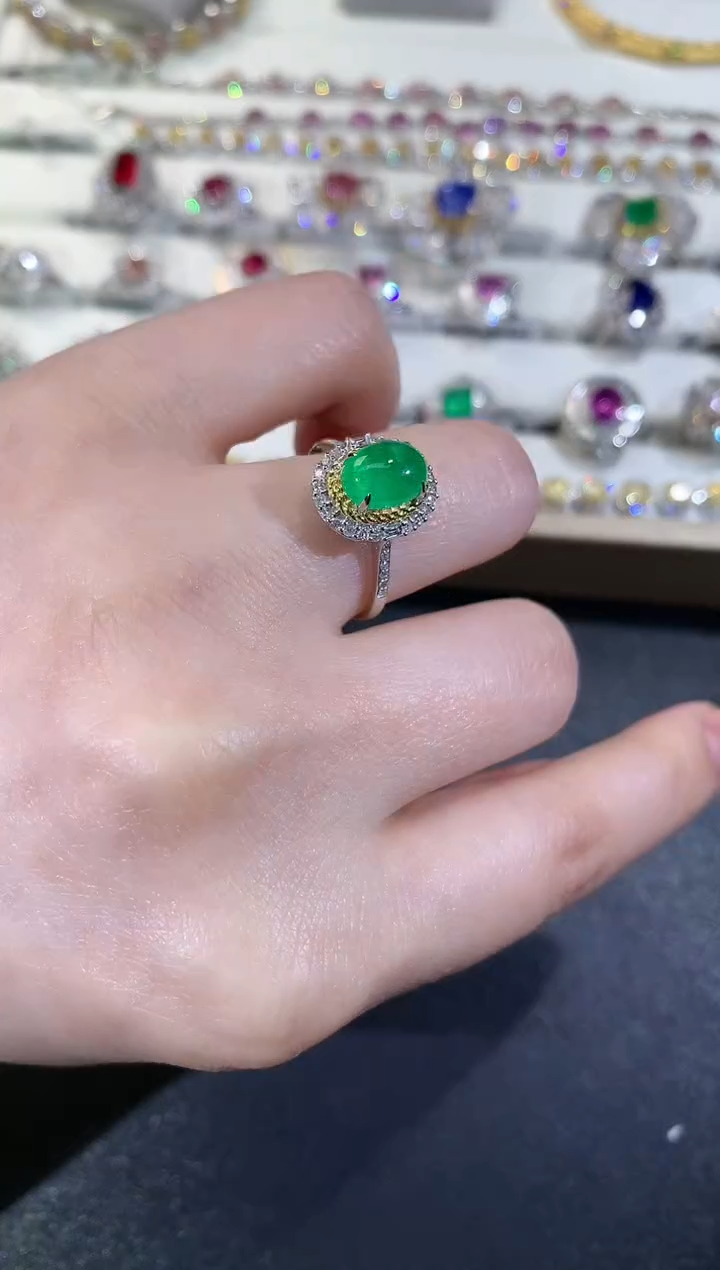 【闪购商品】祖母绿戒指18K金镶嵌R433|9800