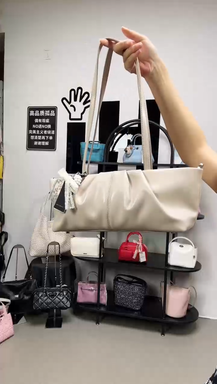 牛皮（革）彩汐轻奢女包编号：68