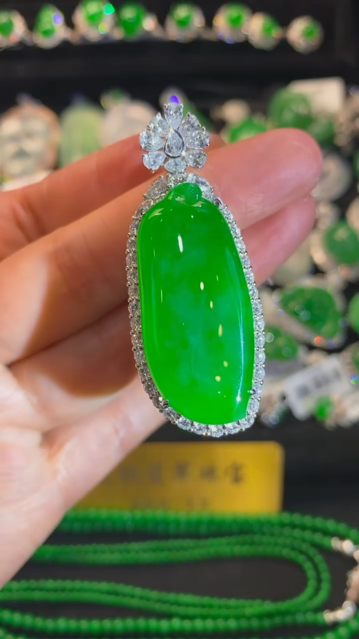 【闪购商品】翡翠颈饰未镶嵌吊坠25