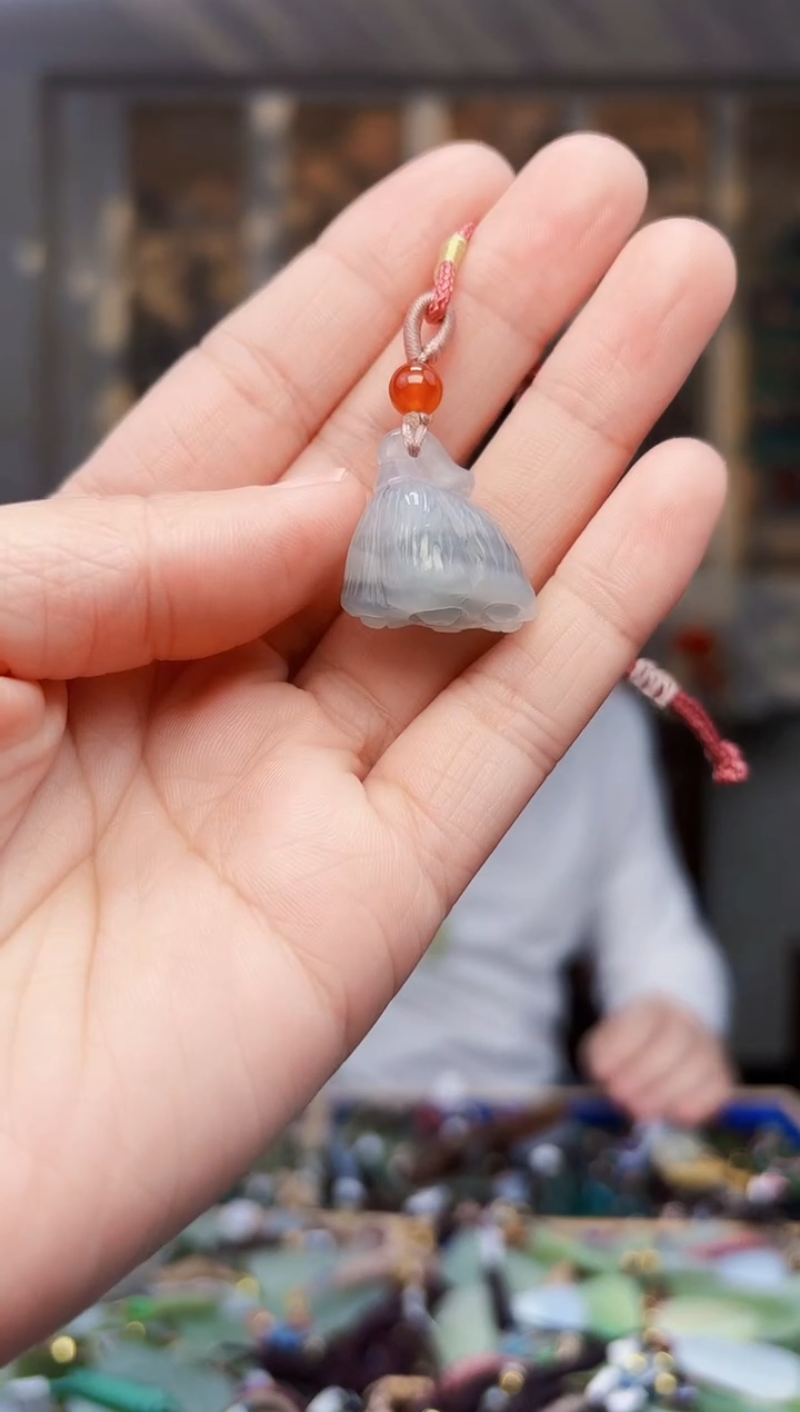 【闪购商品】和田玉挂件未镶嵌拍一发一