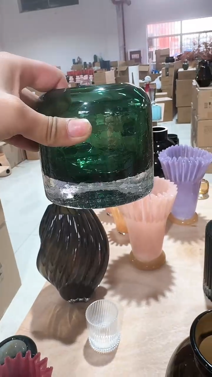 【闪购商品】玻璃绿色冰裂烛台