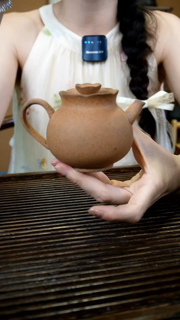 原矿老岩泥 黄泥段 花瓶壶