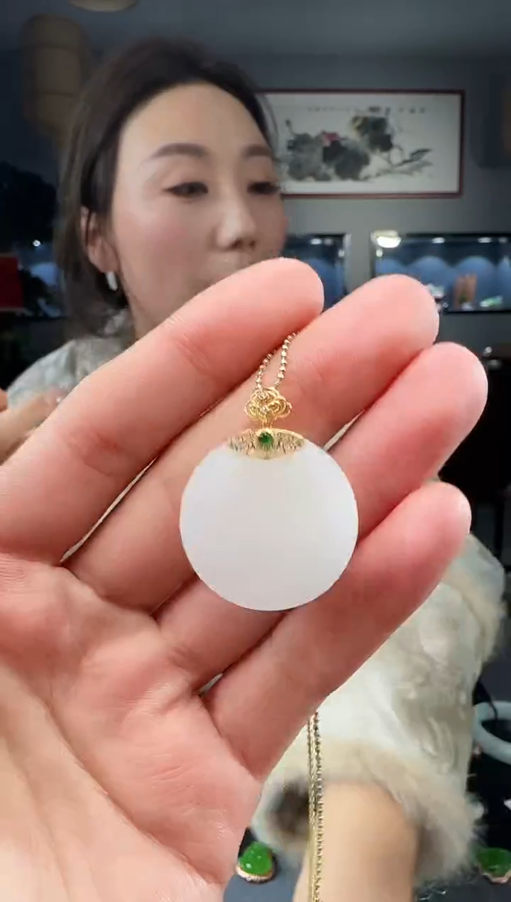 【闪购商品】和田玉吊坠(不含链)18K金镶嵌1