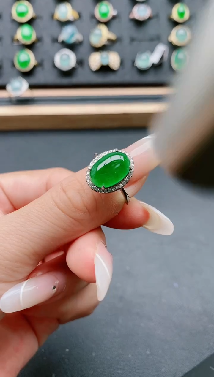 【闪购商品】翡翠戒指银S925镶嵌111111