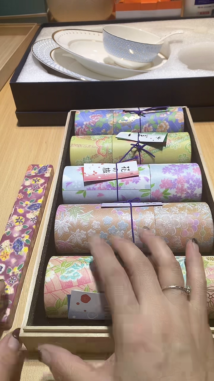 【闪购商品】瓷片锅碗瓢盆一件不剩