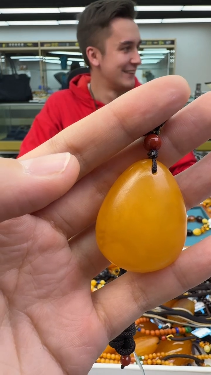 【闪购商品】琥珀颈饰未镶嵌709秒拍号
