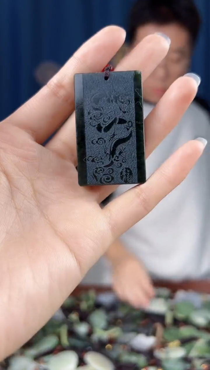 未镶嵌和田玉挂件拍一发一