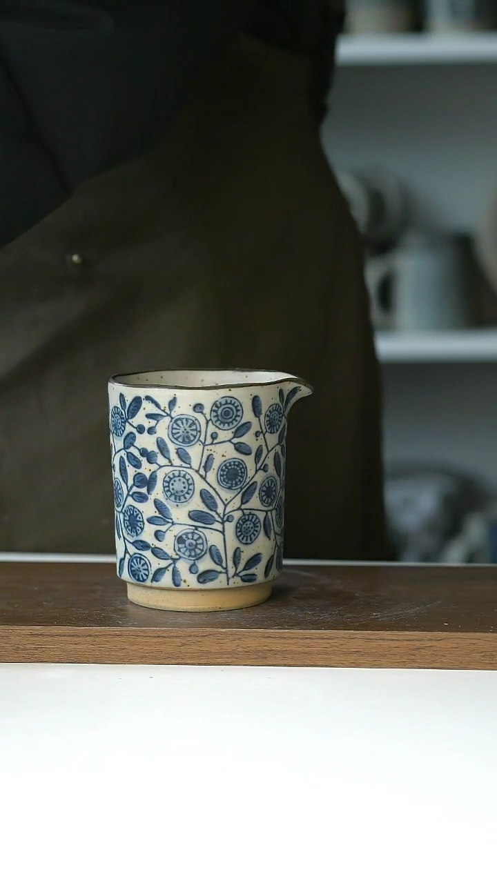 【闪购商品】陶瓷粗陶手绘金盏花公道杯@4-2@