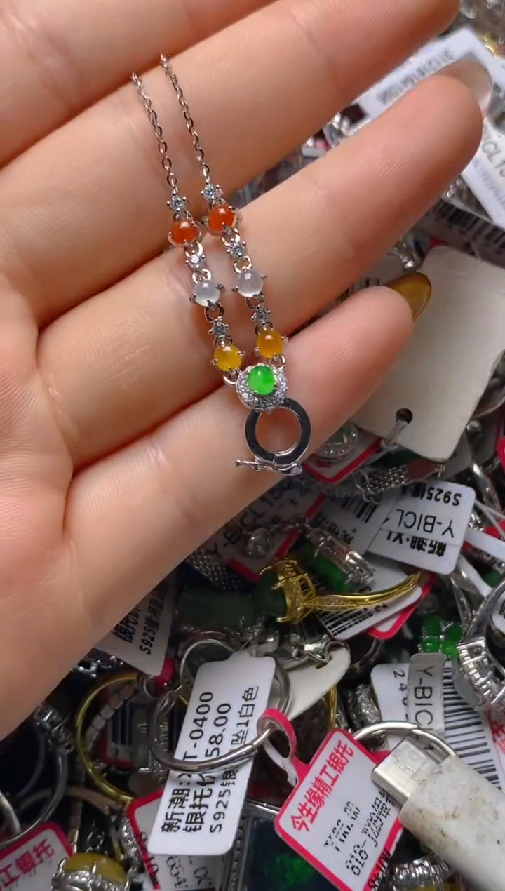 银S925镶嵌戒指翡翠百内无证书