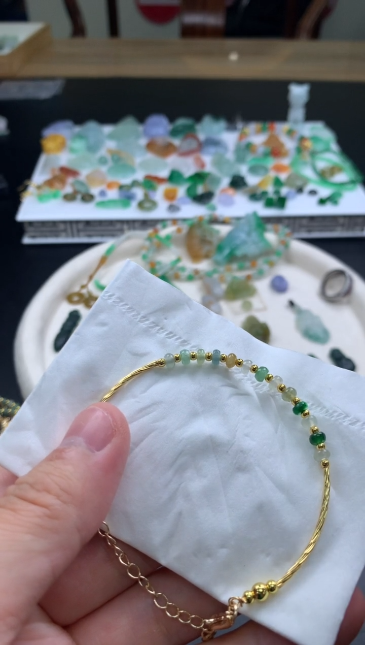 【闪购商品】翡翠手链未镶嵌手串