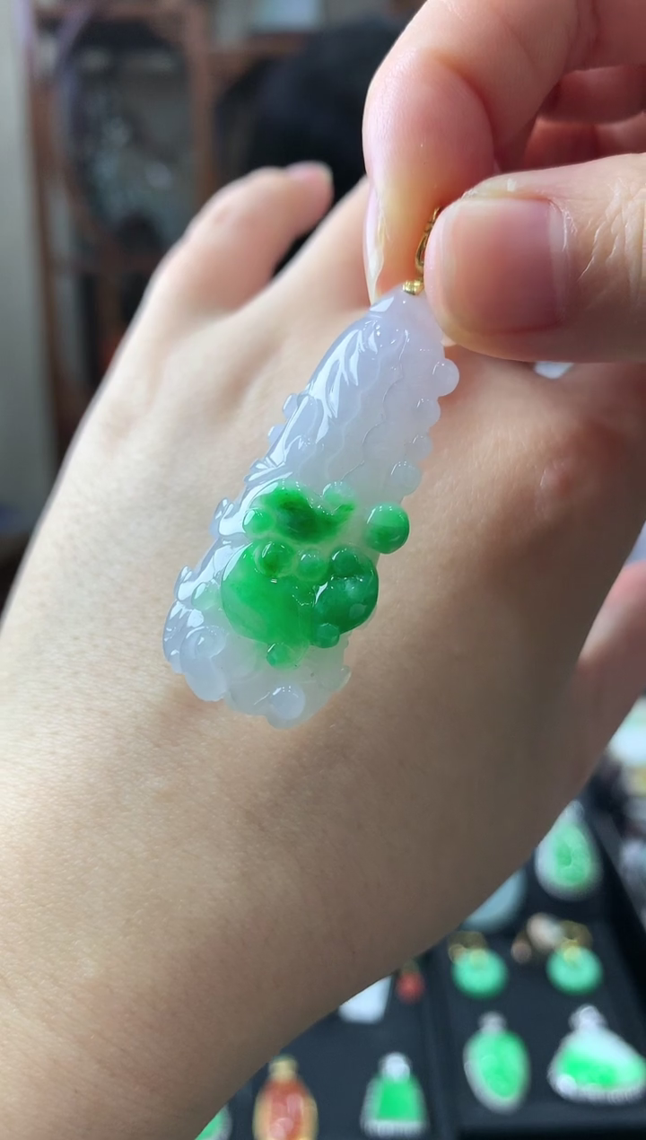 【闪购商品】翡翠吊坠(不含链)18K金镶嵌挂件