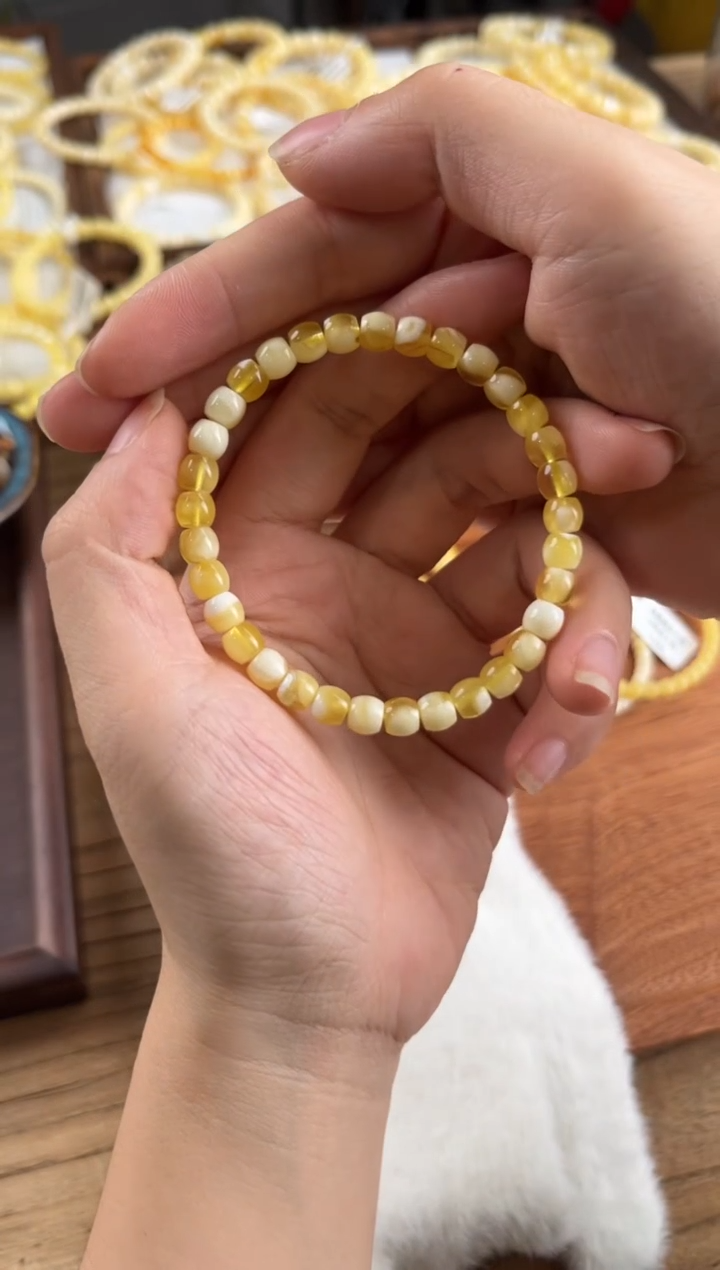 【闪购商品】蜜蜡裸石未镶嵌蜜蜡手串6没品控