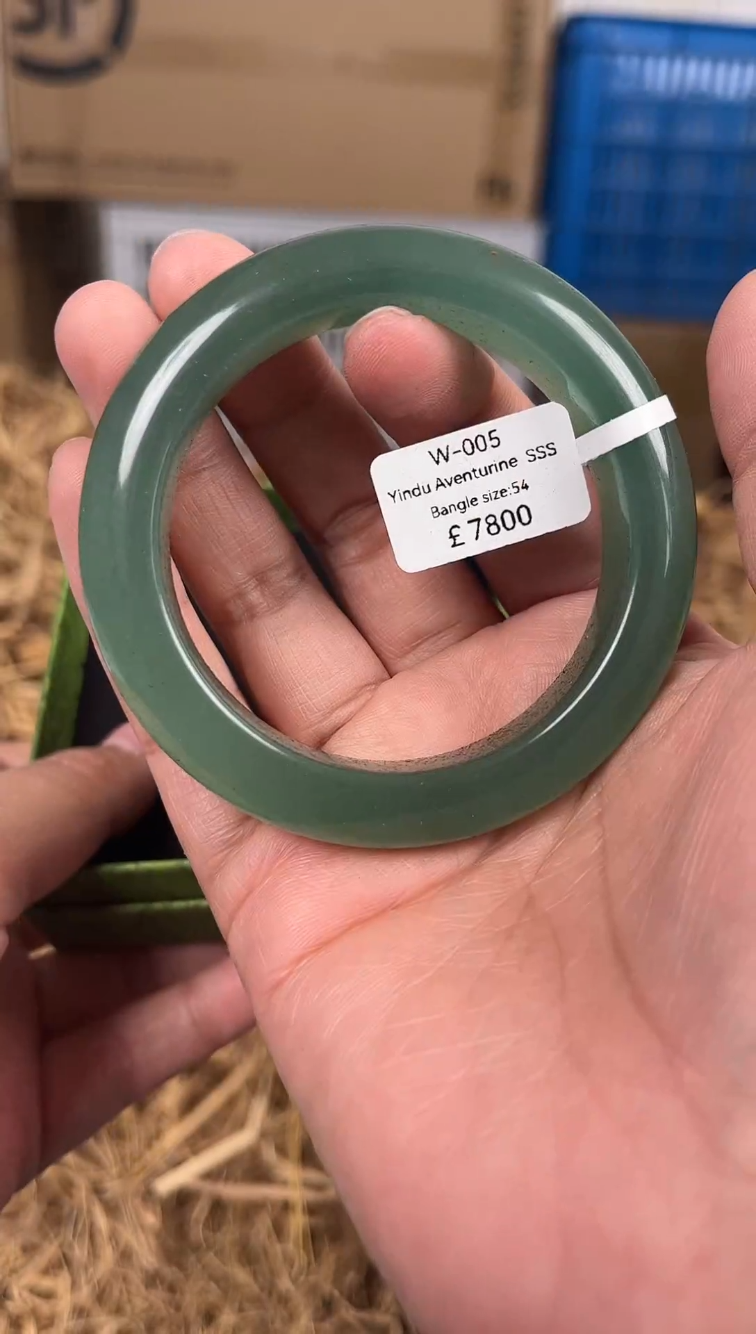 未镶嵌手镯石英质玉W005