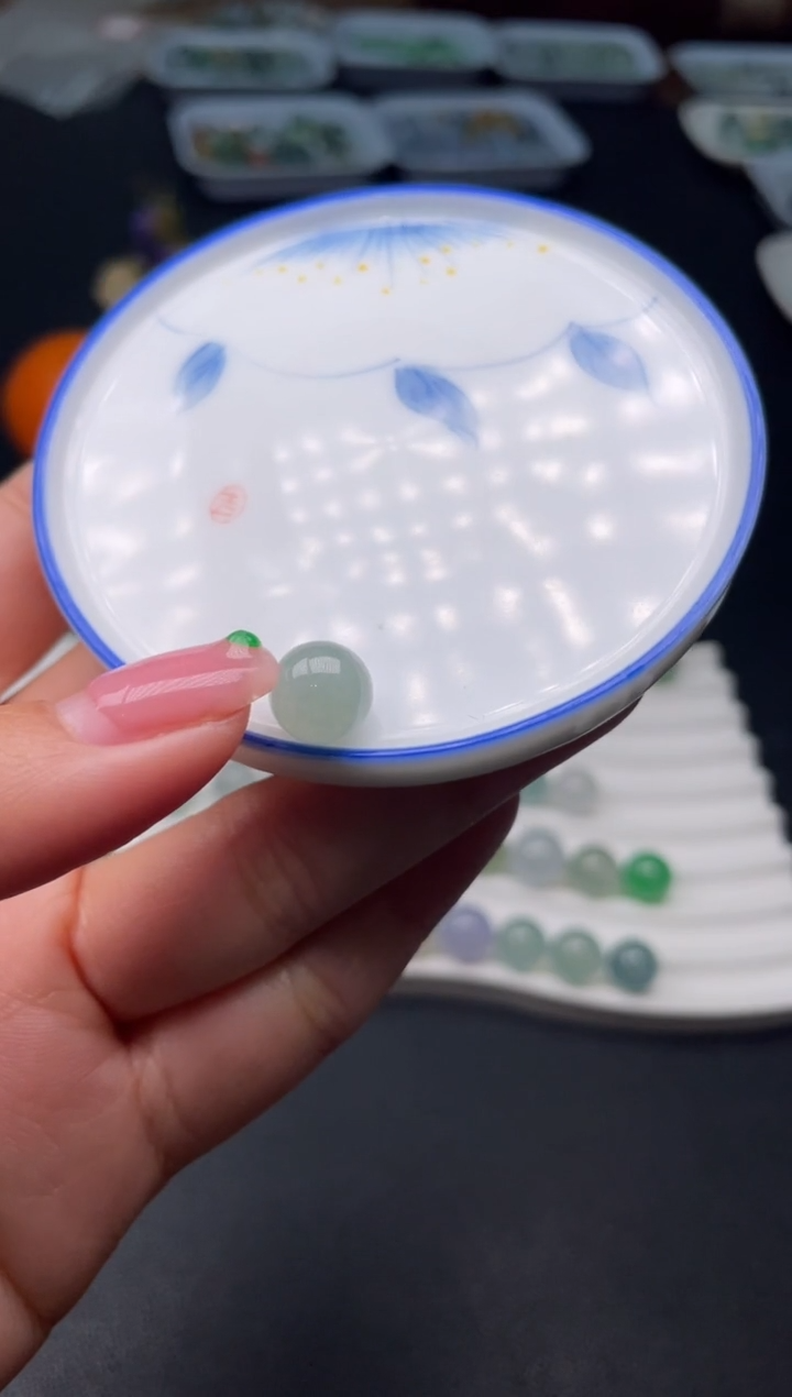 【闪购商品】翡翠颈饰未镶嵌啊A888