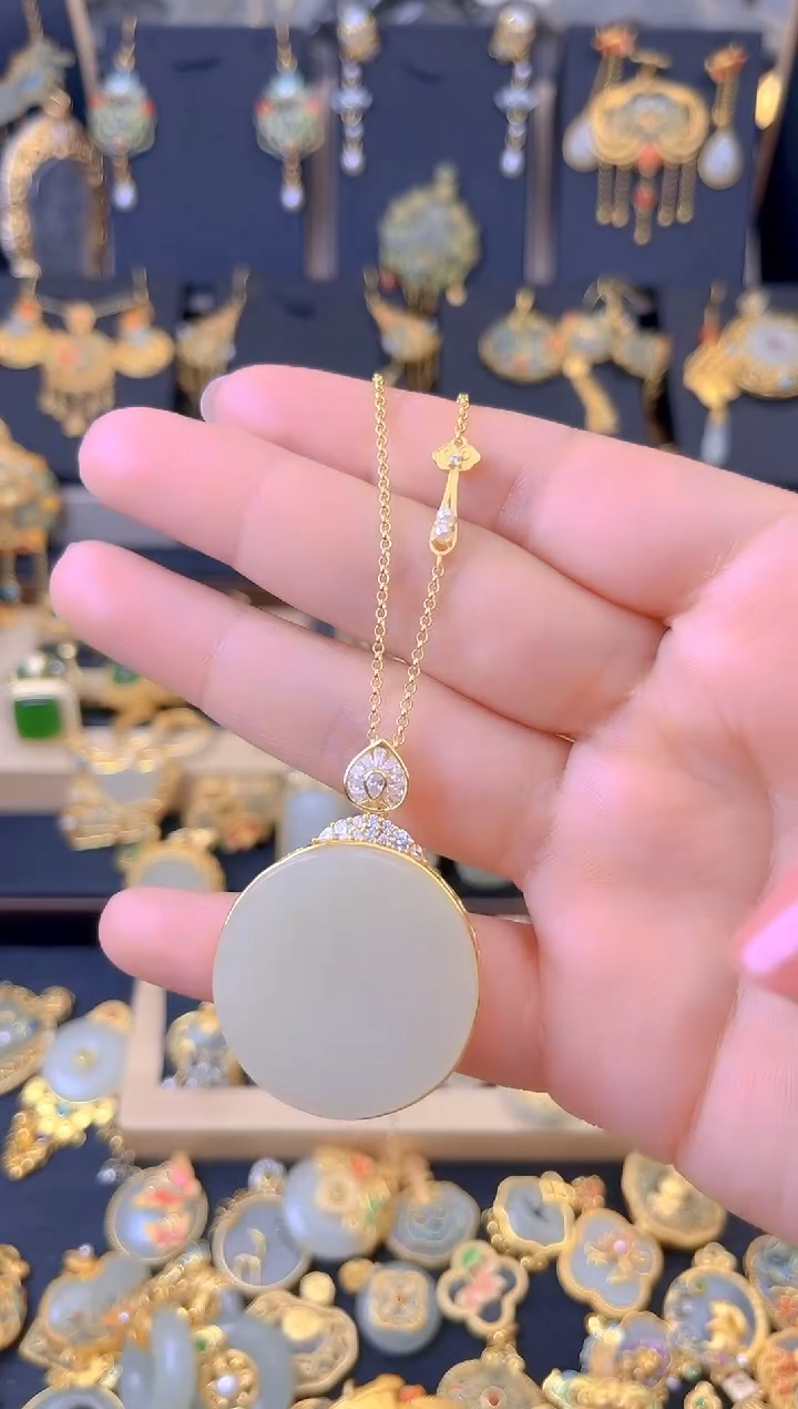【闪购商品】和田玉吊坠银S925镀金镶嵌大无事圆牌吊坠配如意链