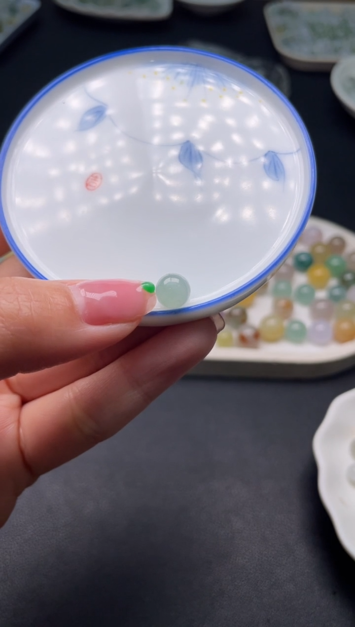 【闪购商品】翡翠颈饰未镶嵌啊A266