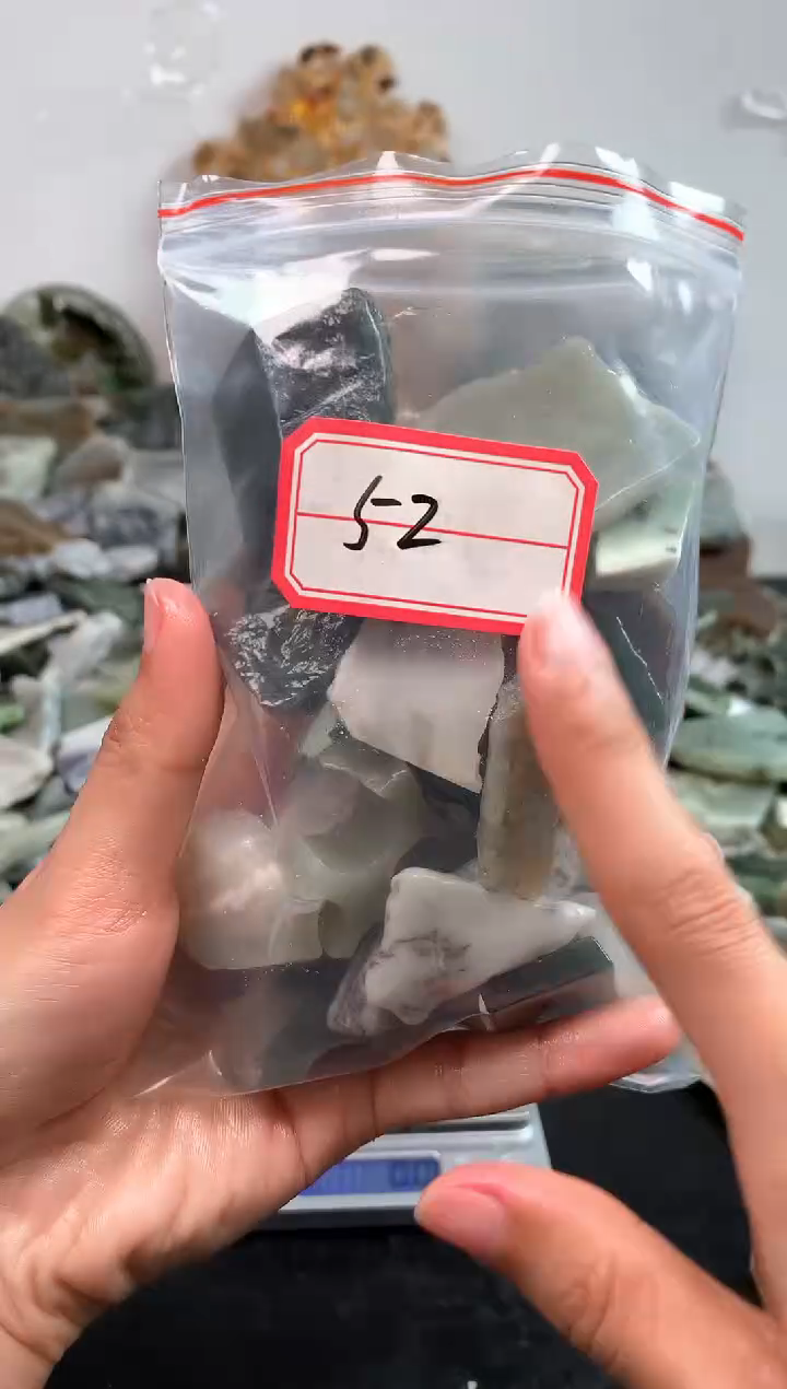 未镶嵌和田玉摆件52