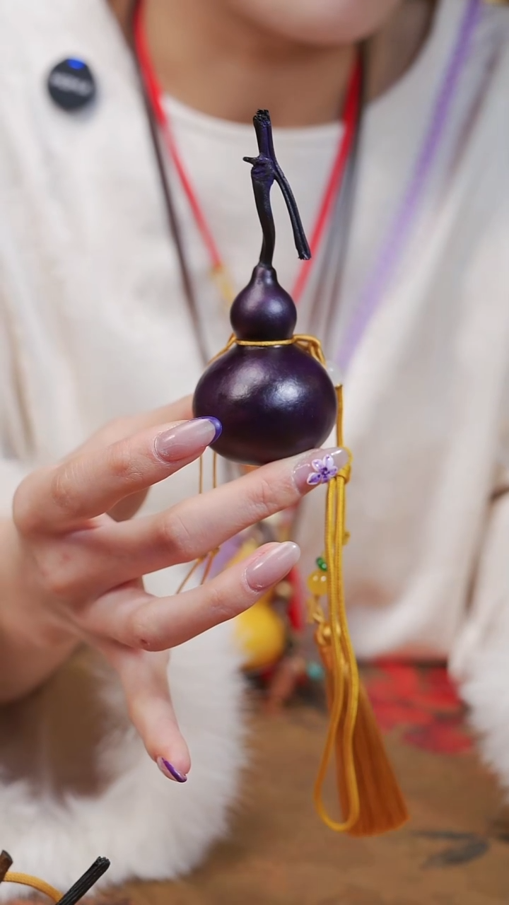 224漆艺工艺小葫芦9.9