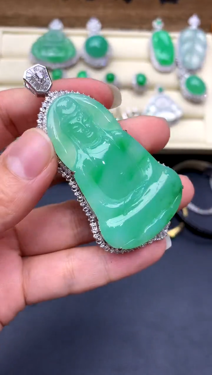 【闪购商品】翡翠颈饰18K金镶嵌387-中国好珍宝