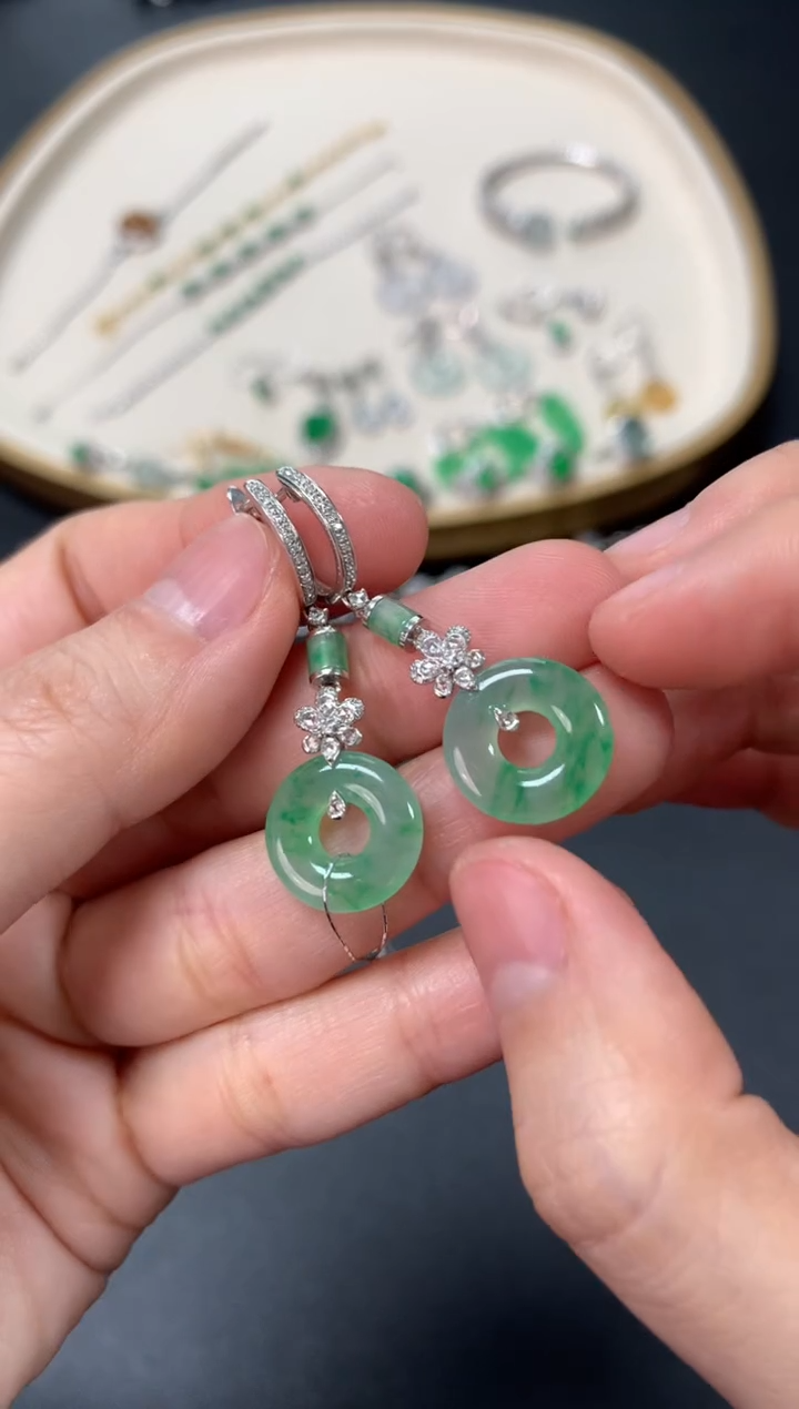 【闪购商品】翡翠耳饰18K金镶嵌耳饰8800