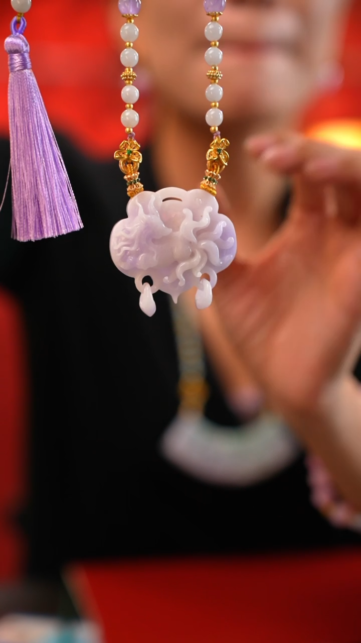 翡翠未镶嵌颈饰24小时内发货质保A货