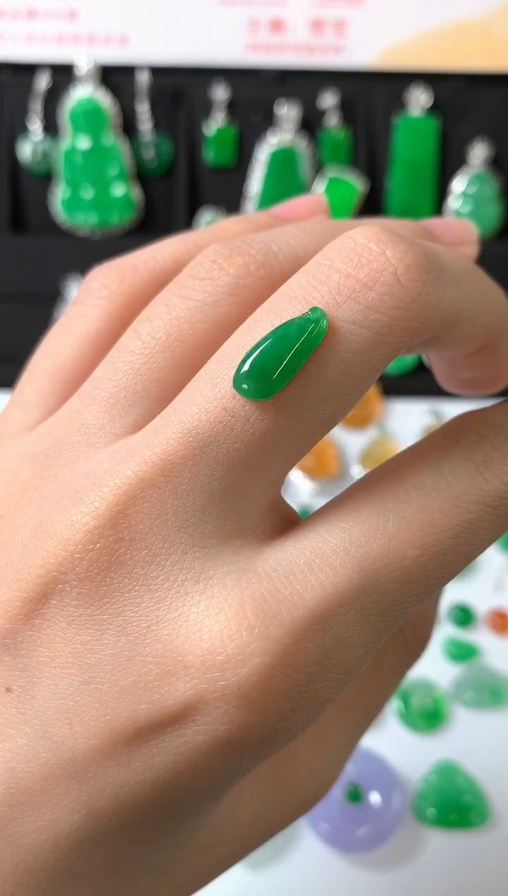 未镶嵌定制翡翠裸石（镶嵌定制）