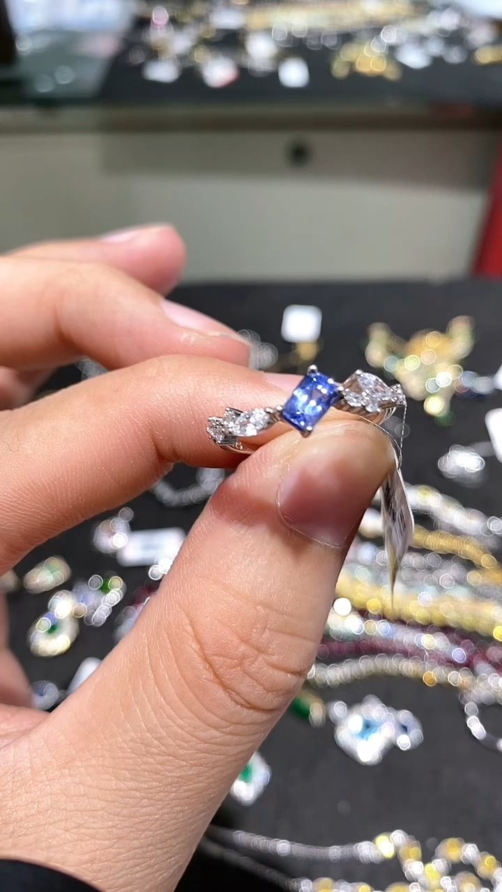 【闪购商品】蓝宝石戒指银S925镶嵌戒指