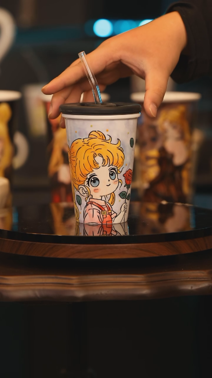 【闪购商品】摆件景德镇釉下彩绘设计师款陶瓷