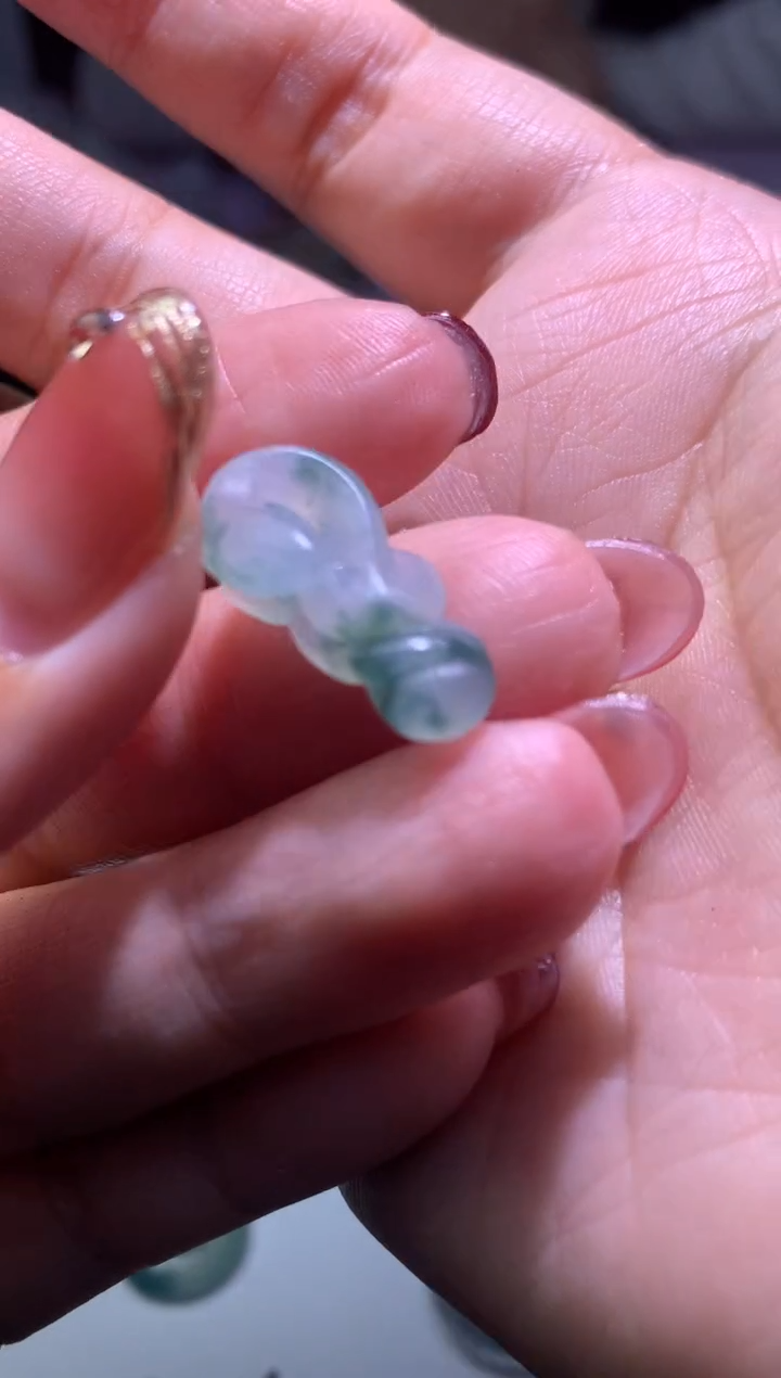 【闪购商品】定制翡翠未镶嵌毛货