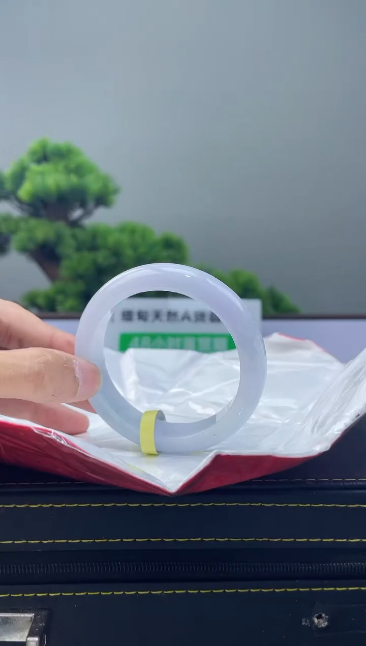 【闪购商品】翡翠手镯未镶嵌手镯29