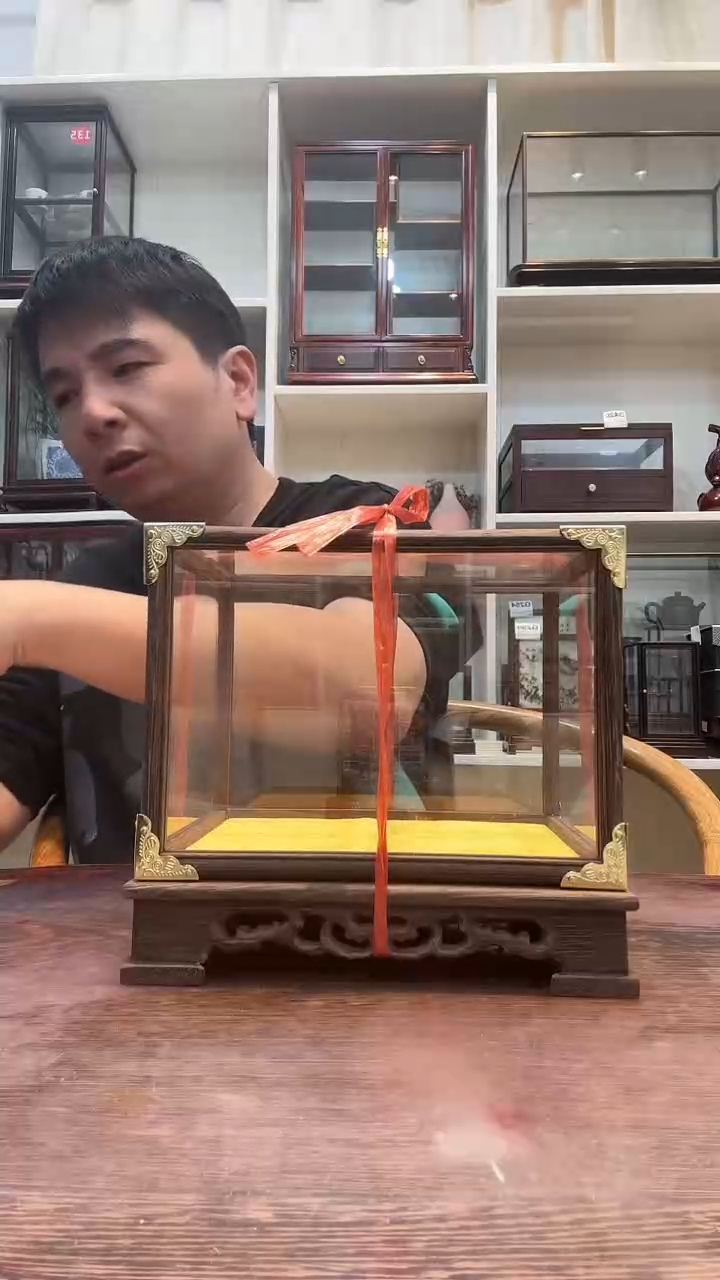 鸡翅木孤品玻璃罩308