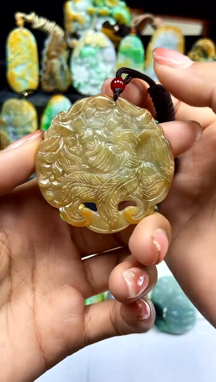 【闪购商品】翡翠颈饰未镶嵌翡翠A货