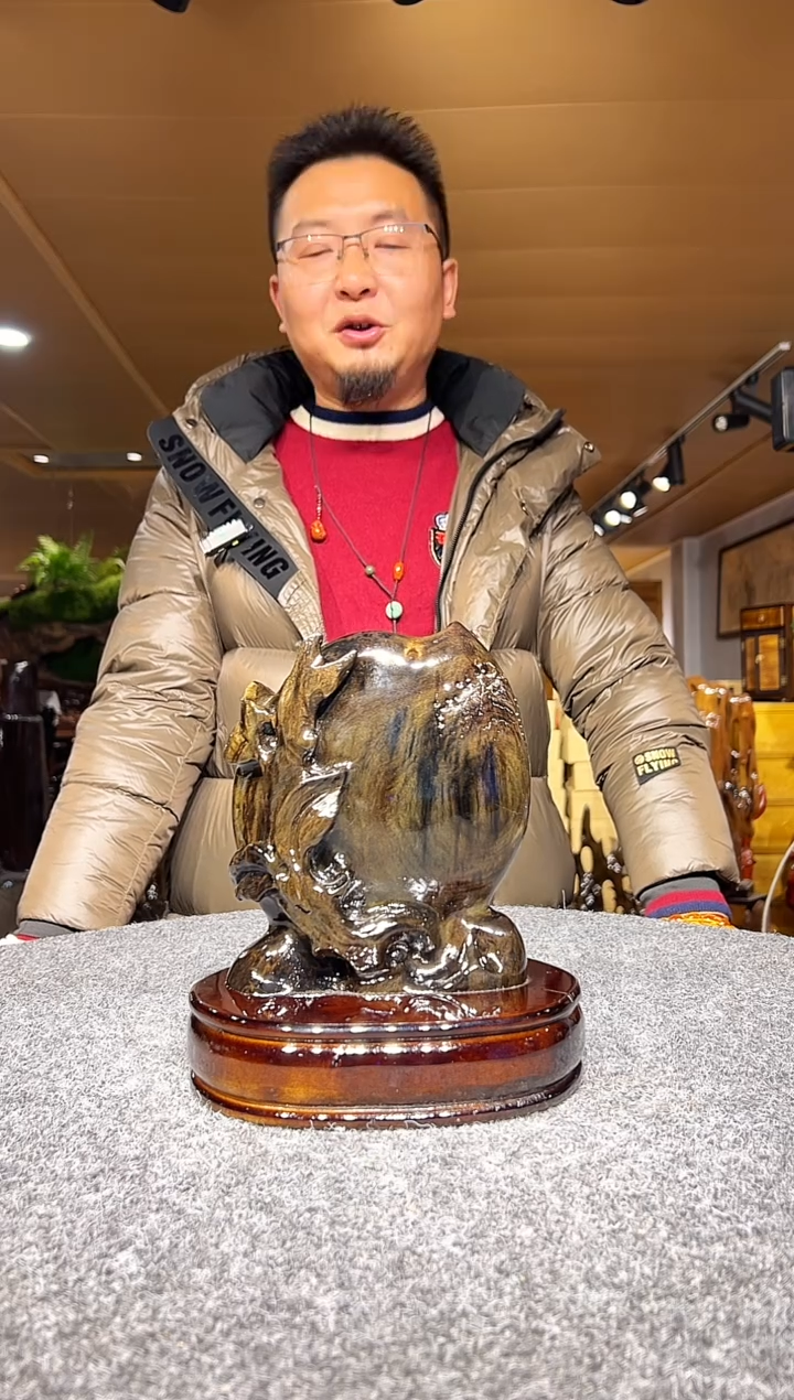 金丝楠木雕款快**生金丝楠木摆件