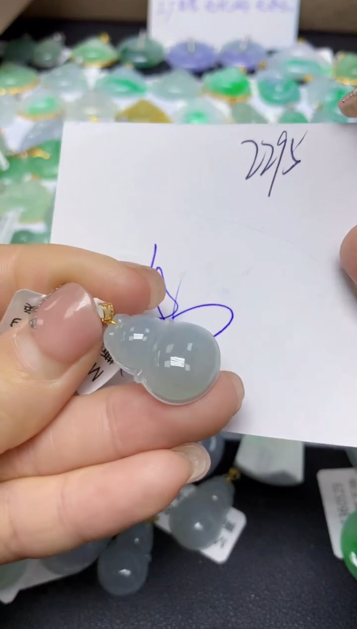 【闪购商品】翡翠挂件18K金镶嵌 天然翡翠A货