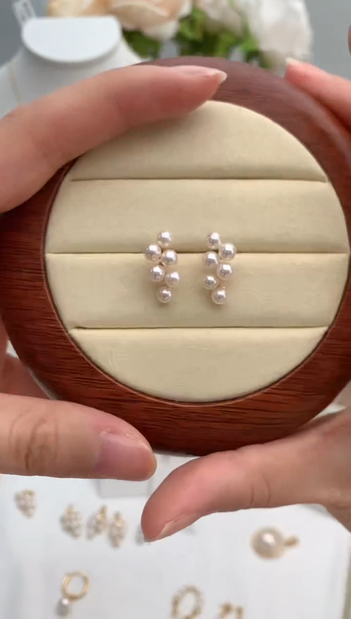 【闪购商品】海水珍珠耳饰18K金镶嵌4-5特选葡萄耳钉