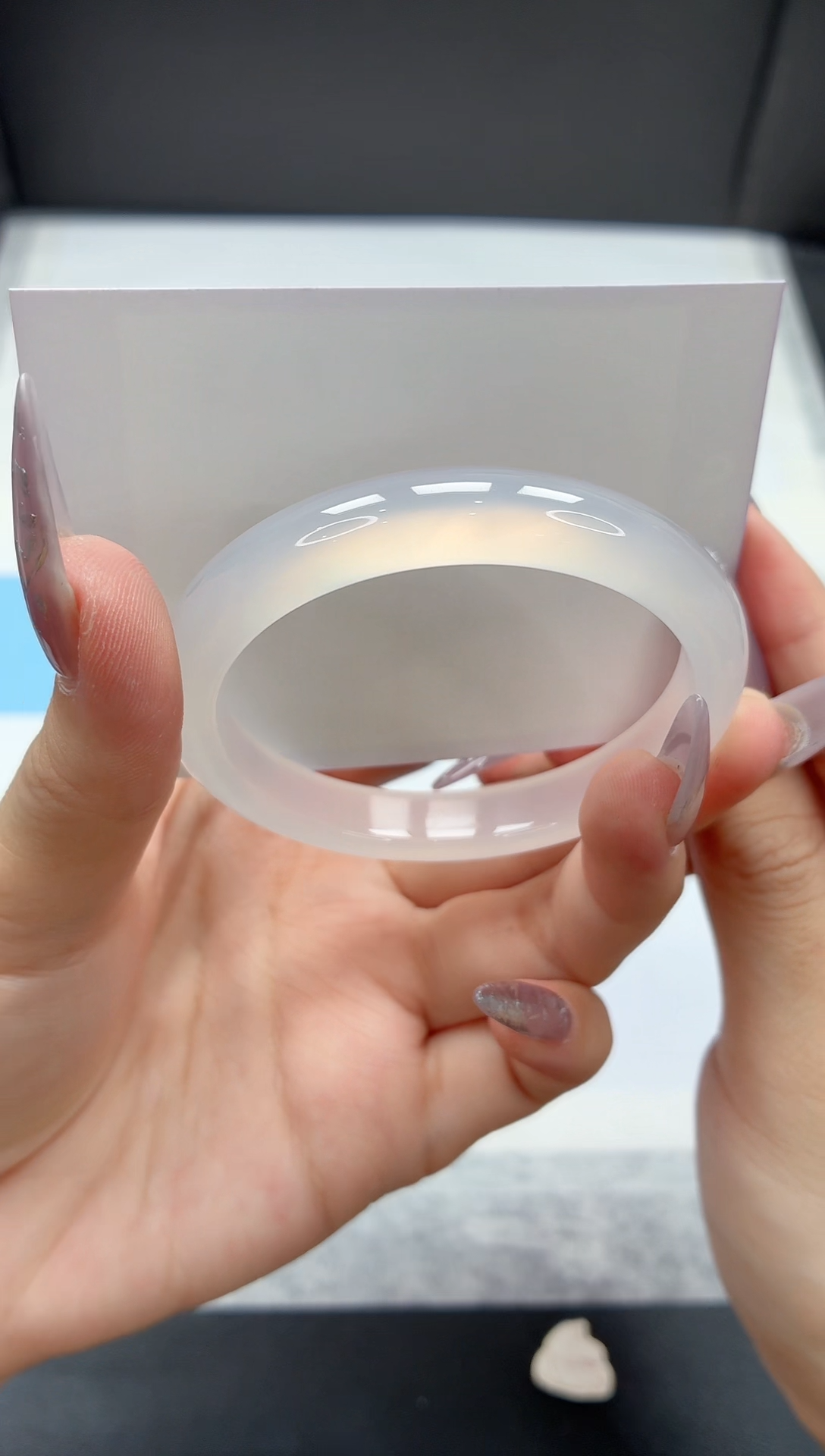 石英质玉手镯未镶嵌280/54.8荔枝