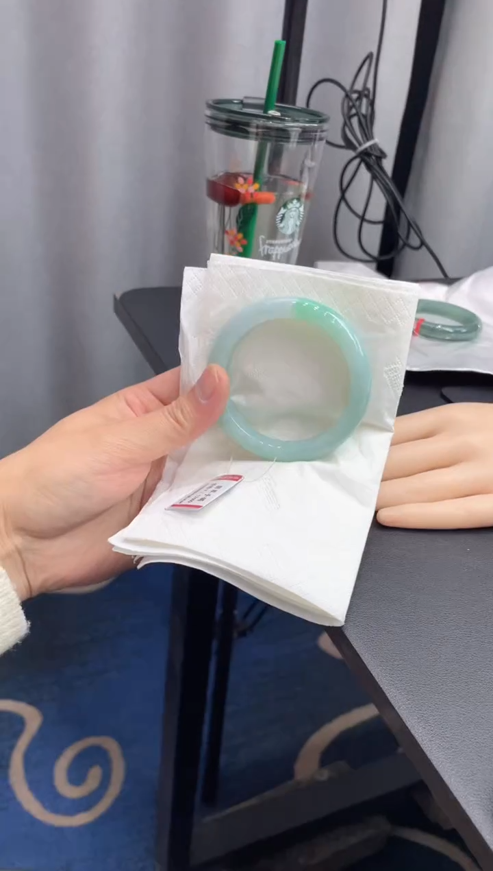 未镶嵌手镯翡翠取****啊1381*********