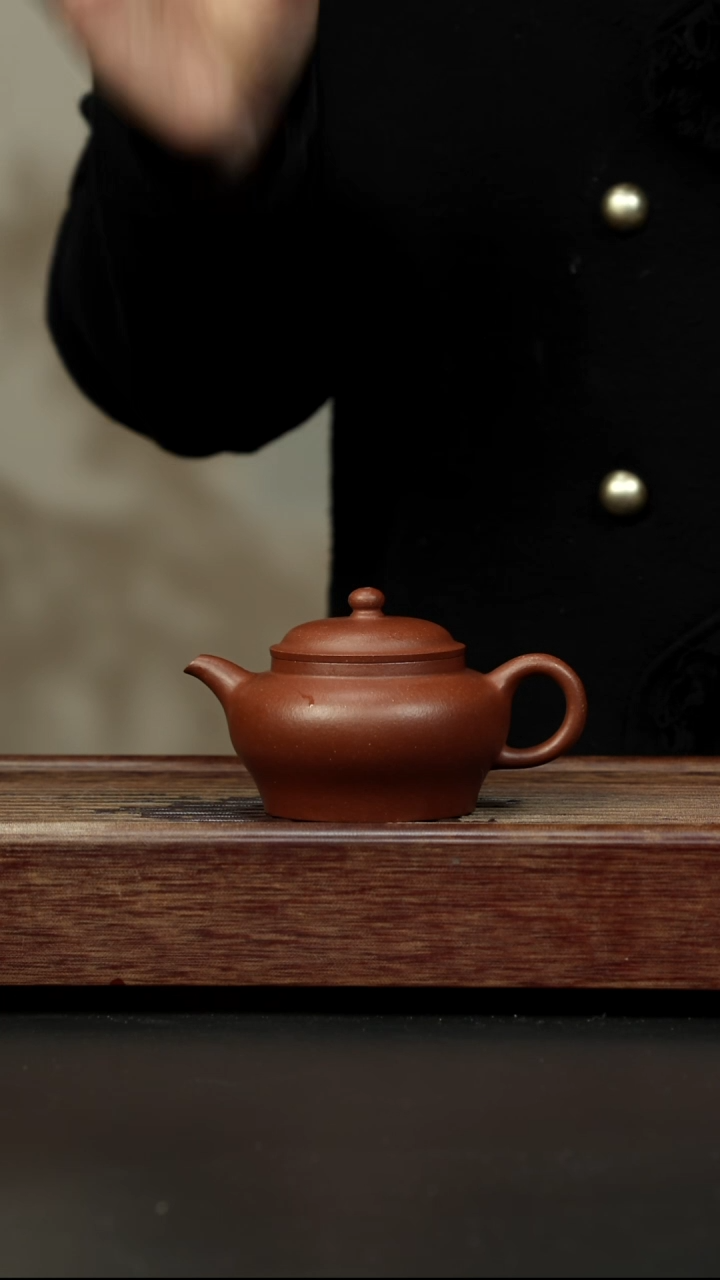 茶壶紫砂红降坡 高潘