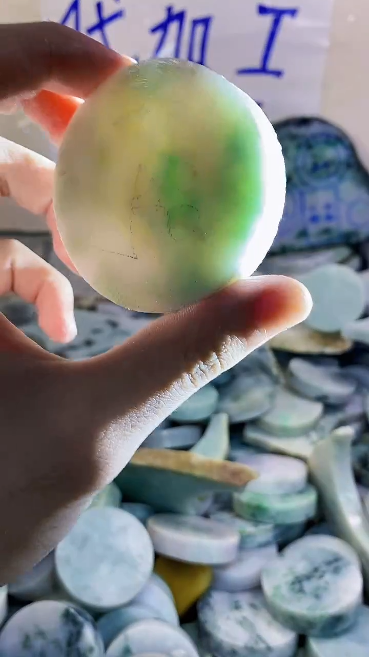 裸石翡翠纯天然A货翡翠196