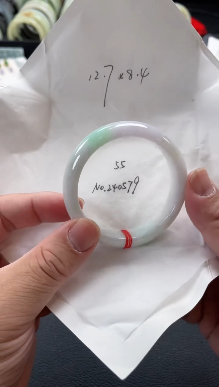 【闪购商品】翡翠手镯未镶嵌55正圈